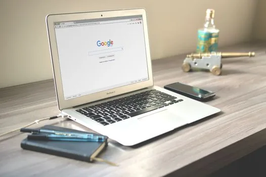 browser permissions checklist with privacy icons
