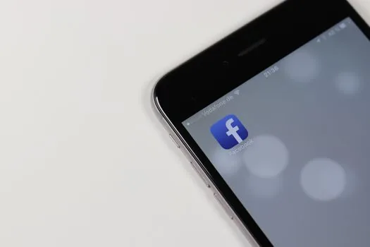 iPhone privacy settings app screen