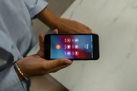 smartphone contacts account default setting