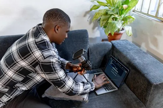 Windows 11 microphone privacy settings on laptop