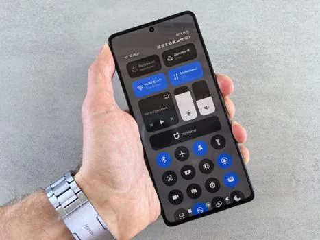 Windows 11 Bluetooth devices screen showing remove device and add device flow | 블루투스 이어폰을 지우고 다시 추가하는 설정 화면 느낌의 장면